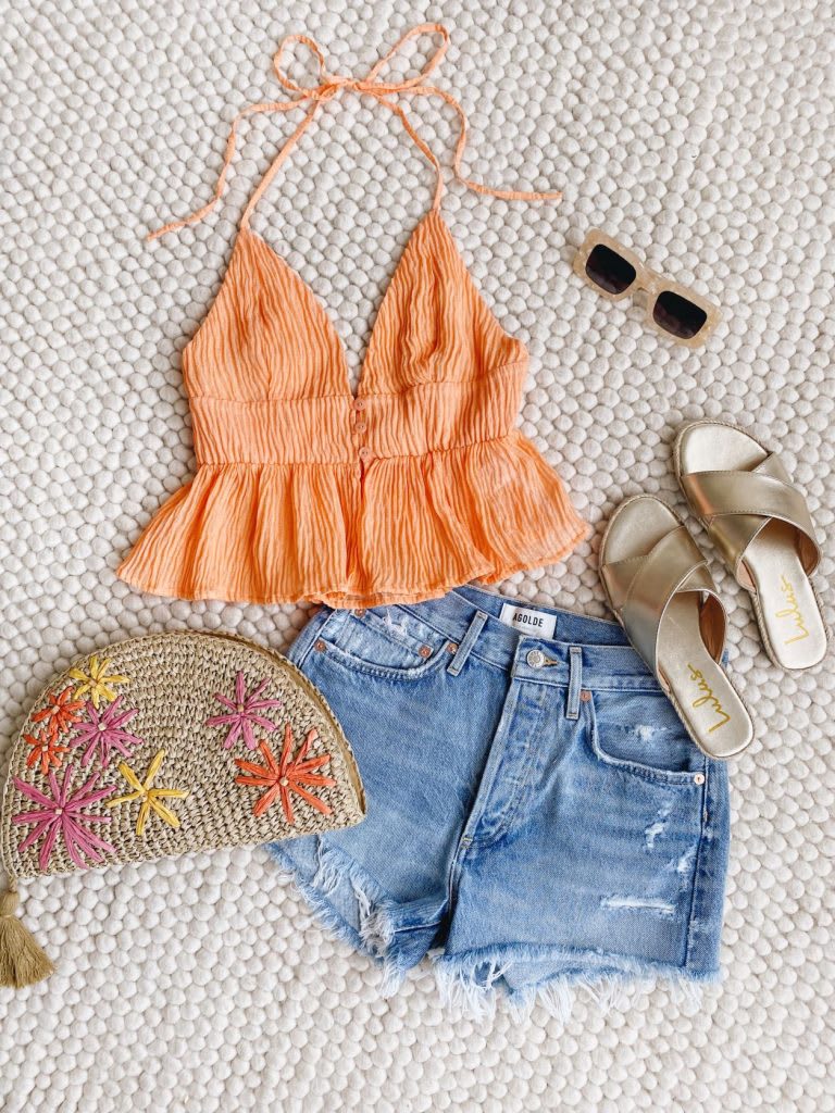 What To Wear To The Beach: Cute Outfits To Copy 2023 - Lulus.com ...