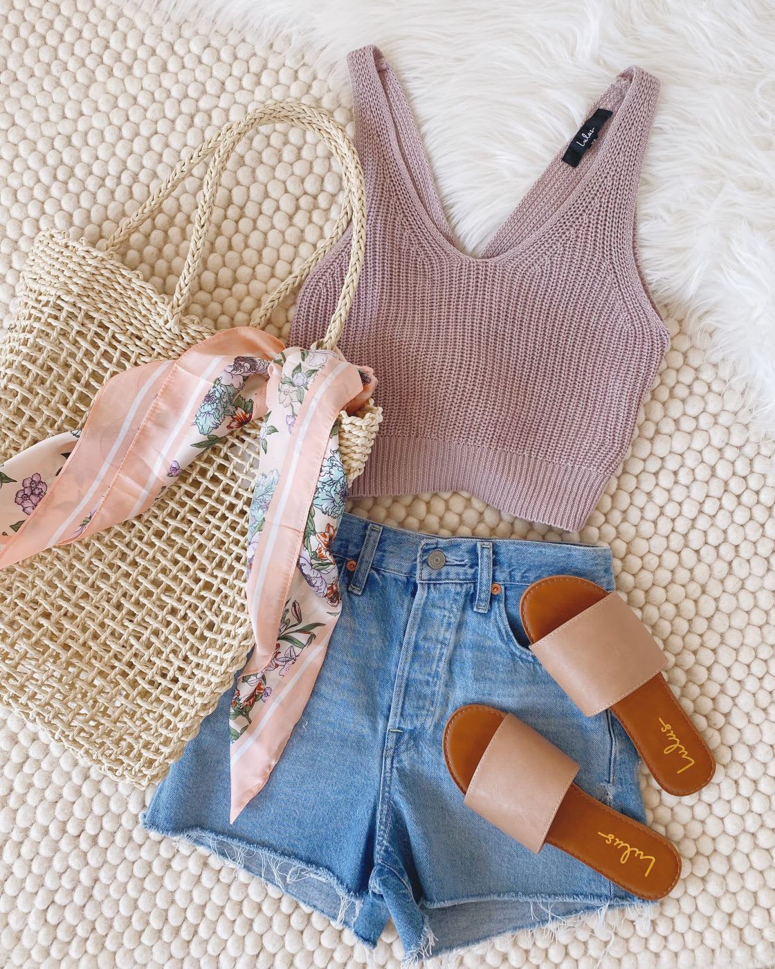 denim shorts outfit