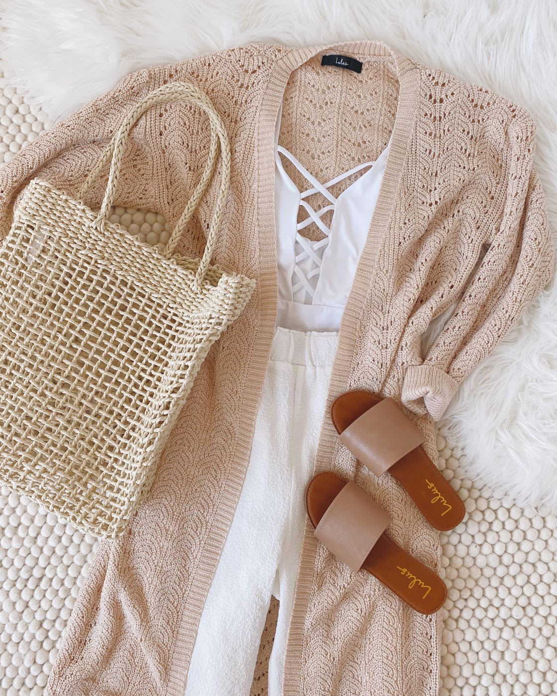white pants outfit