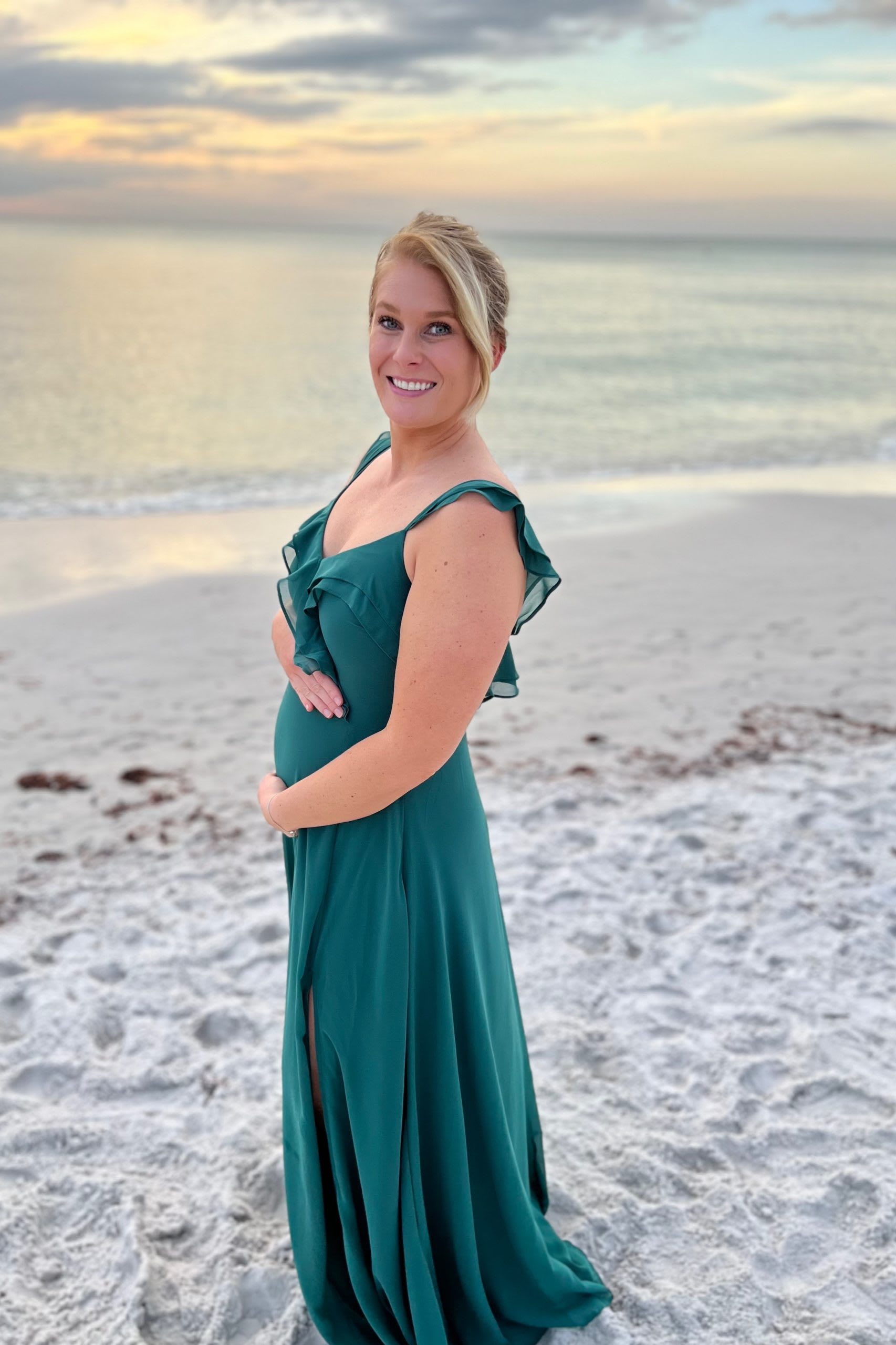 maternity dress for wedding