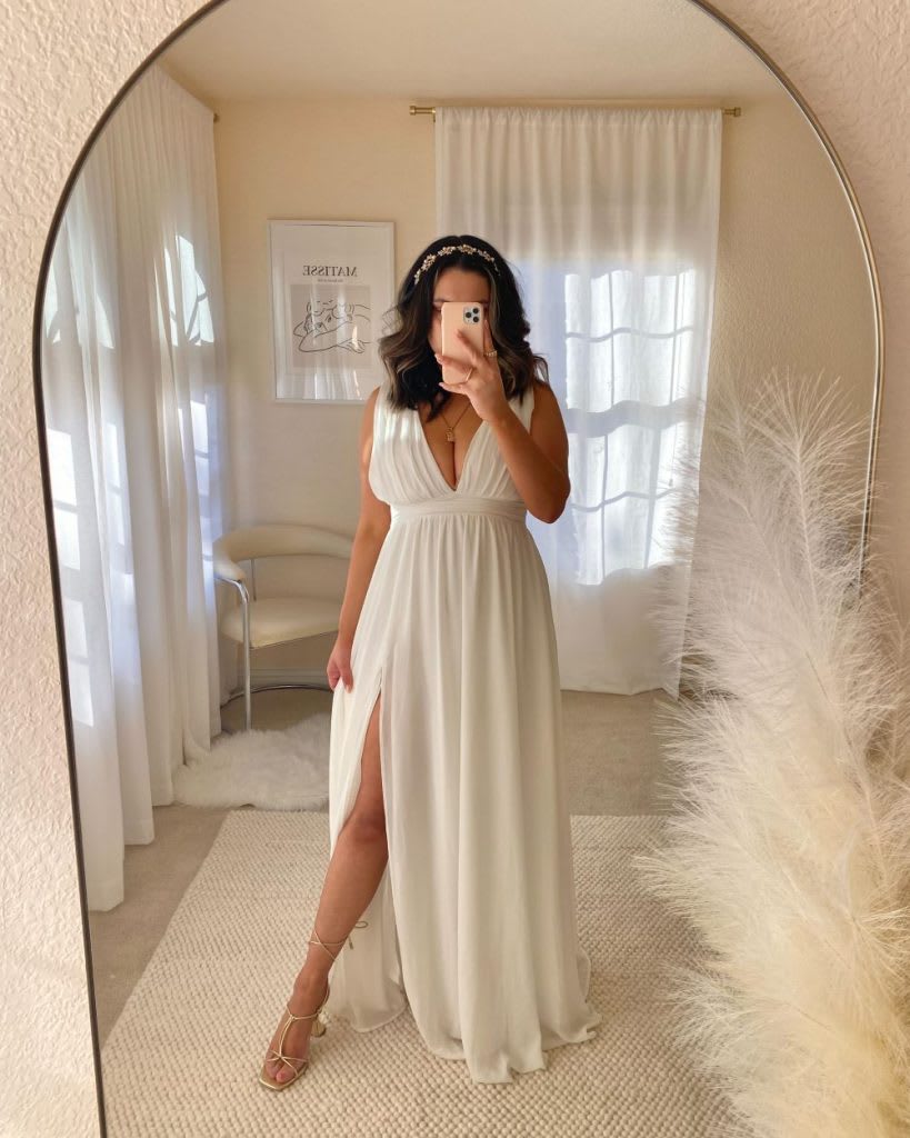 Nail These Easy White Dress Halloween Costume Ideas Lulus Com Fashion IMG 4299 Jpg 1 819x1024