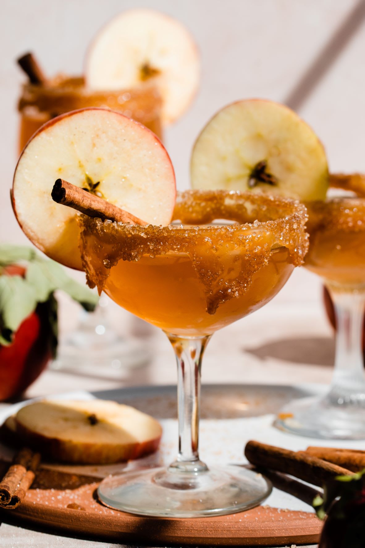 caramel apple cider cocktail