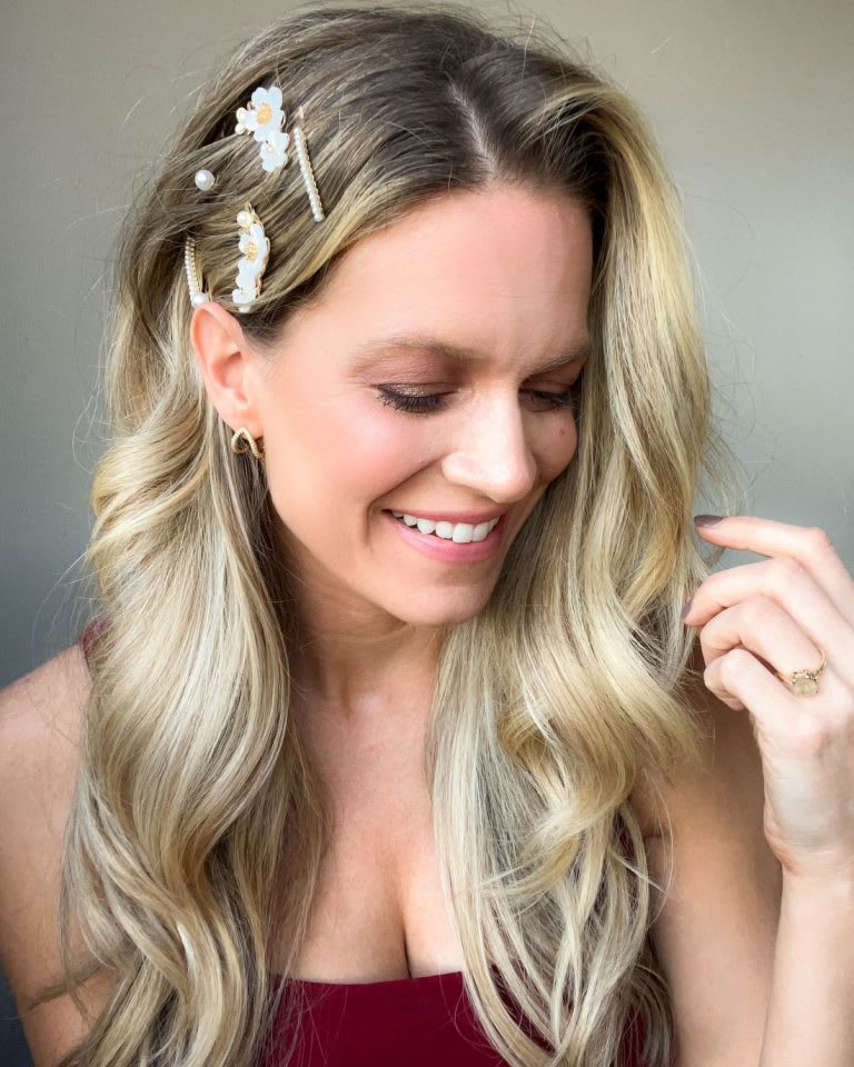 Nail Your Next Party With This Hair Pin Hairstyle Lulus Fashion Blog Nail Your Next Party With This Hair Pin Hairstyle Lulus Fashion Blog