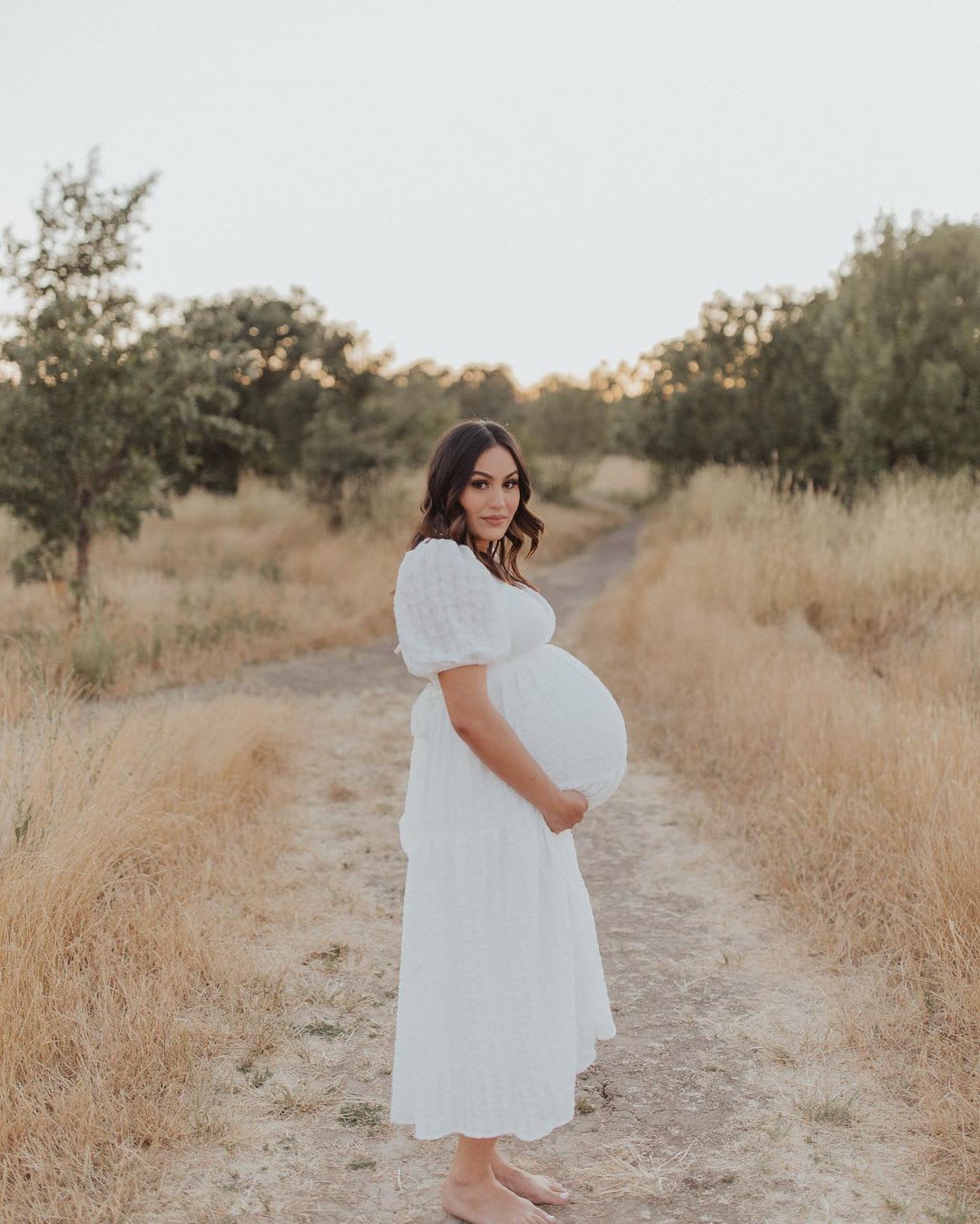 18 Cute Pregnancy Outfits 2019 — Best Maternity Fashion to Shop