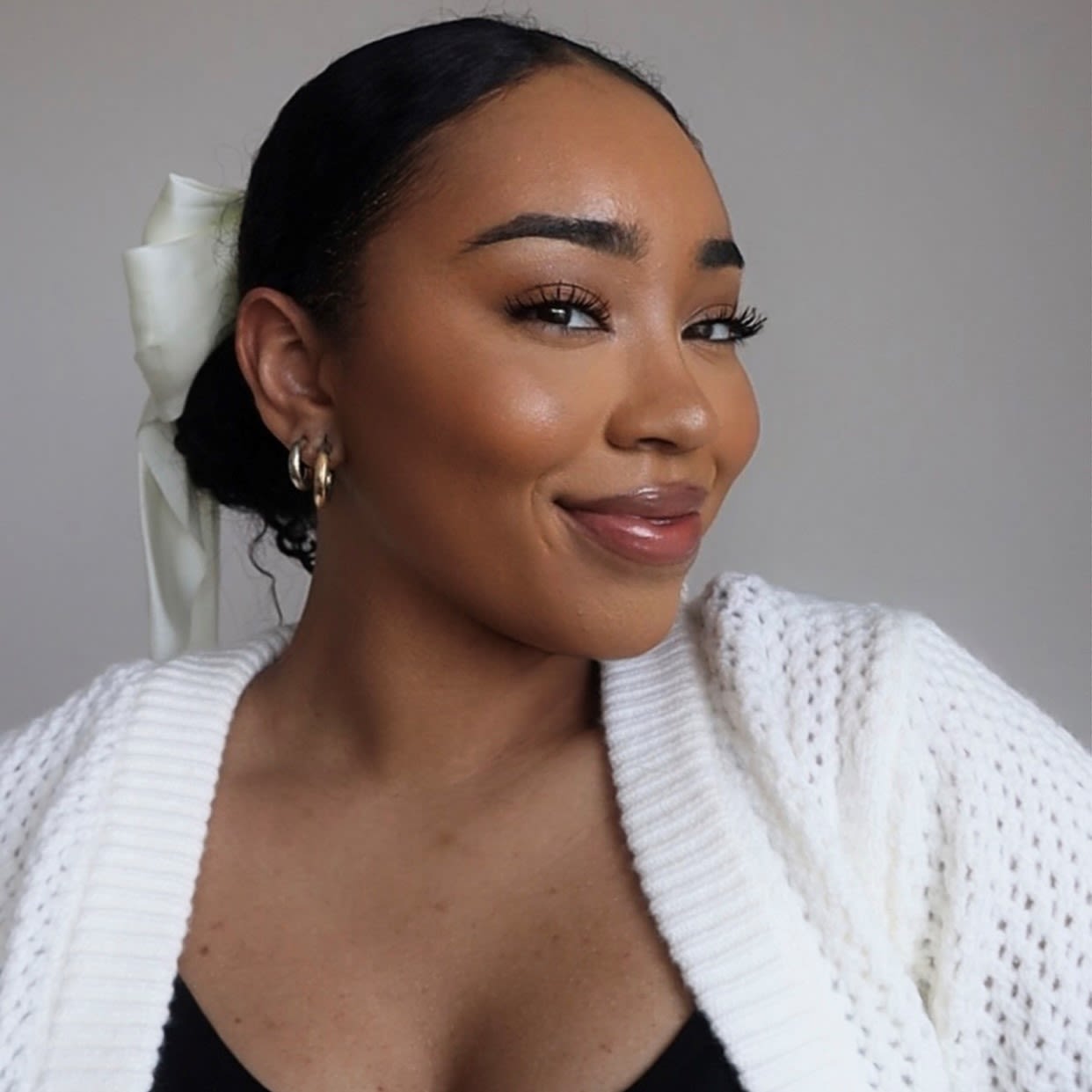 3 Ballet-Inspired Hairstyles To Nail The Balletcore Aesthetic - Lulus.com Fashion Blog
