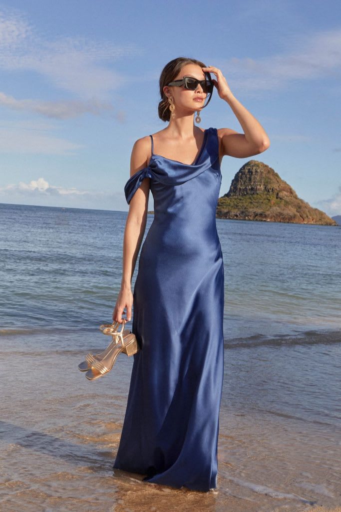 What to Wear to a Beach Wedding: Your 2024 Attire Guide - Lulus.com ...