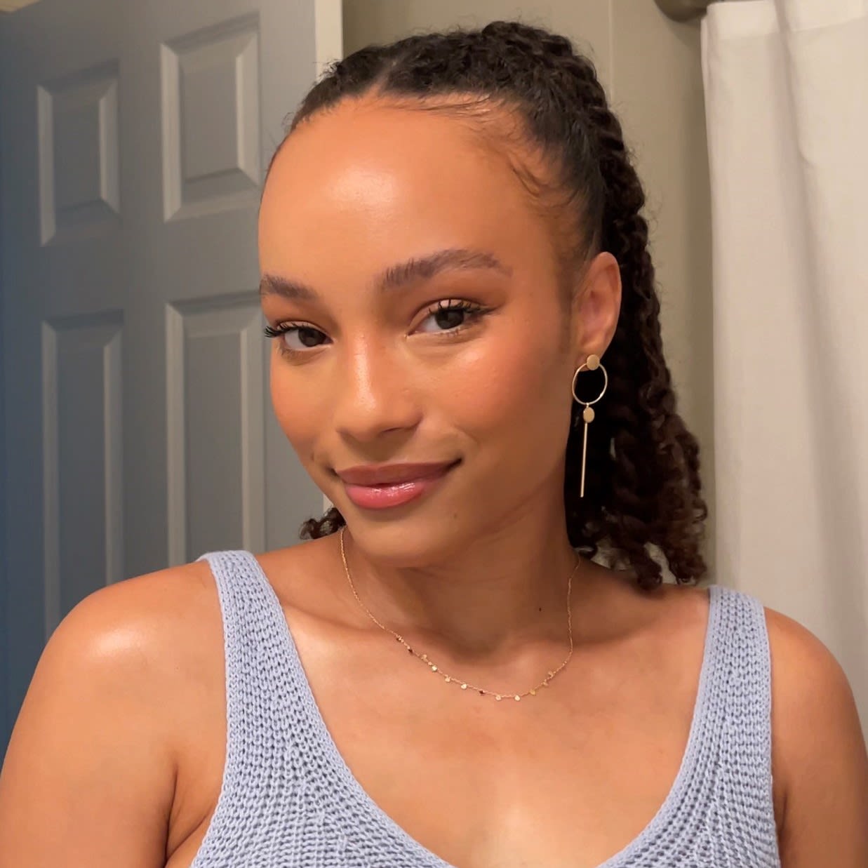 How To Do The Underpainting Makeup Technique For Natural Glam Lulus how-to-do-the-underpainting-makeup-technique-for-natural-glam-lulus