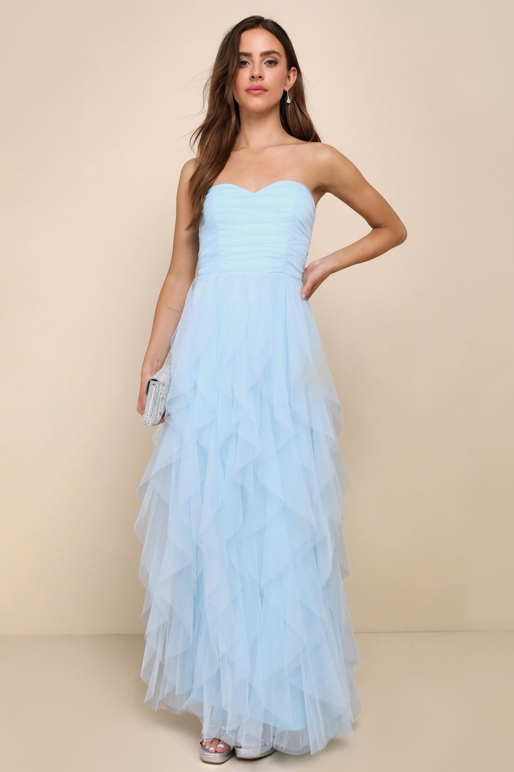 Unique Prom Dresses For A Showstopping 2024 Look - Lulus.com Fashion Blog