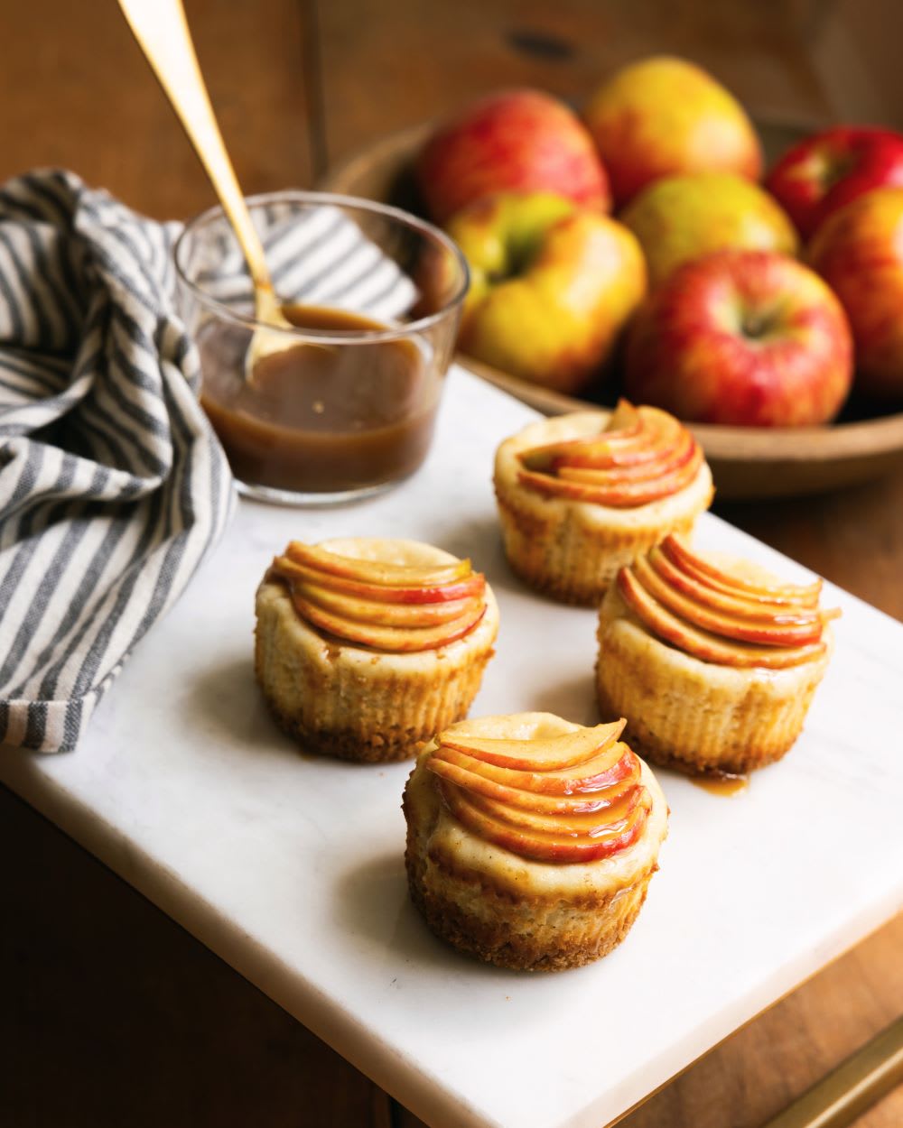 caramel apple cheesecakes