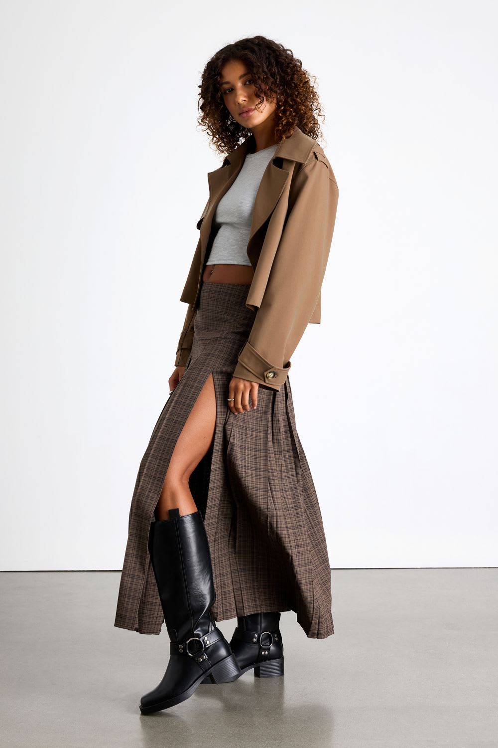 plaid maxi skirt outfit