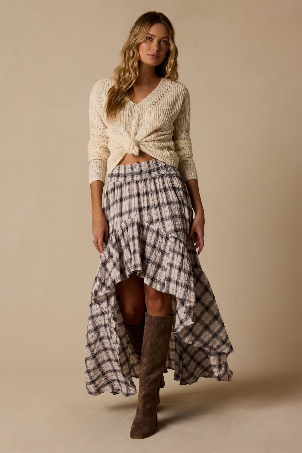 plaid maxi skirt outfit