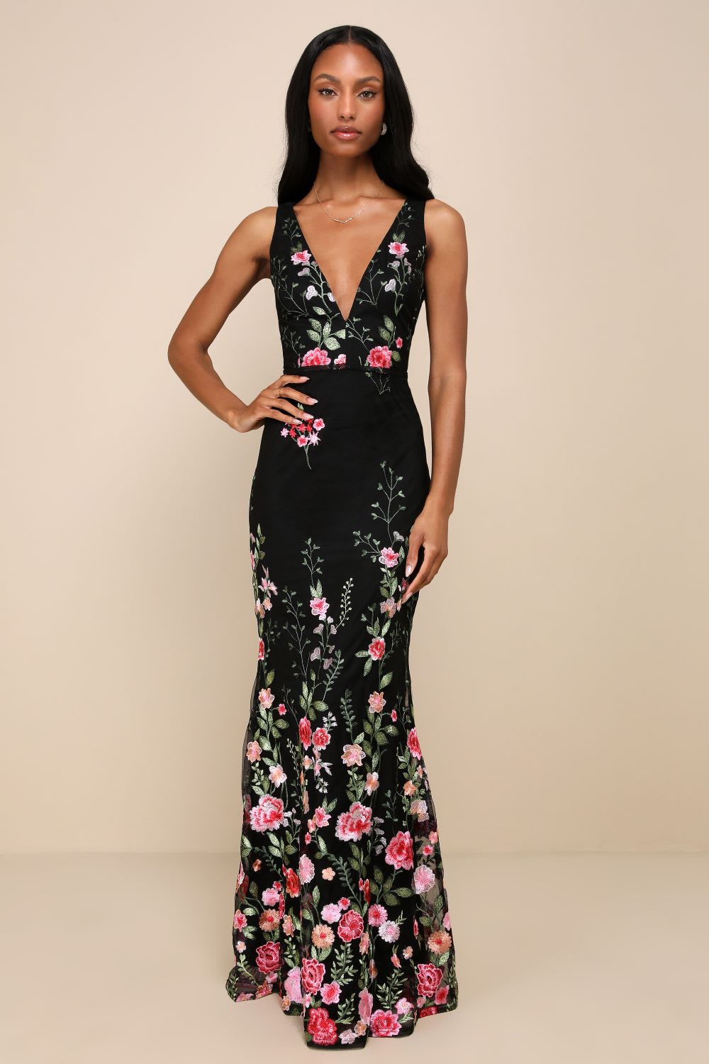 Maxi dress for spring wedding hotsell