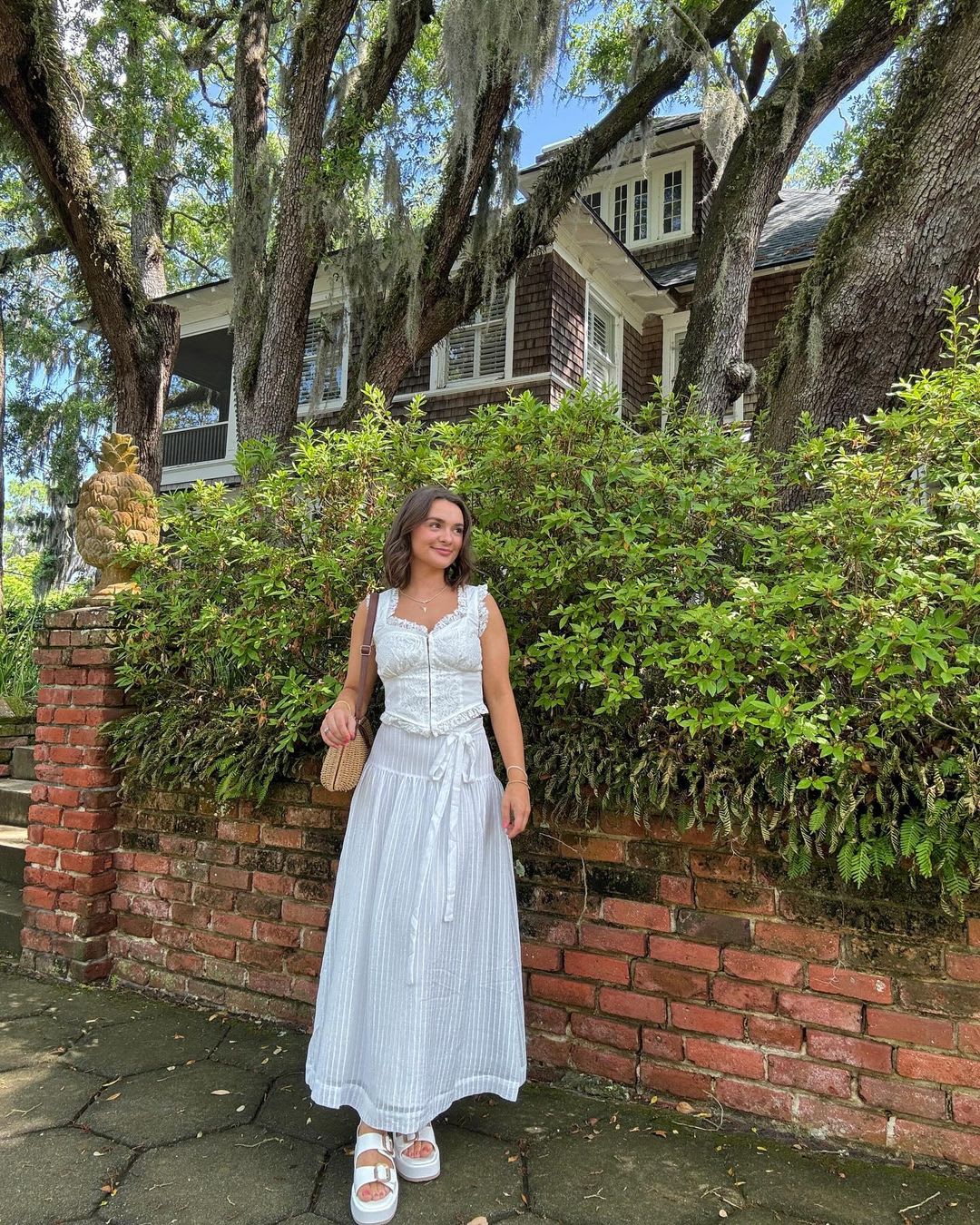 lace sleeveless corset top