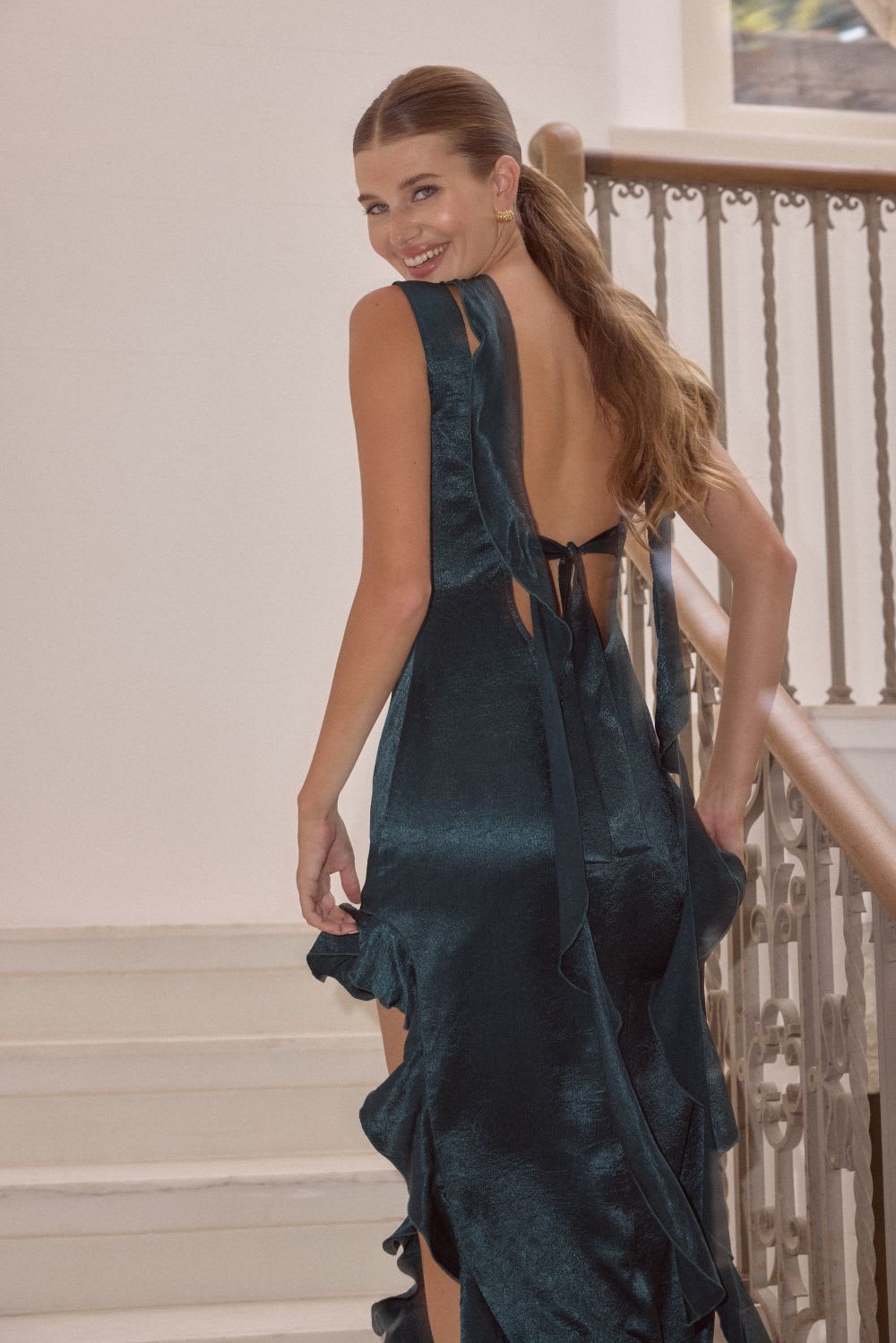 how to tie a ribbon for present