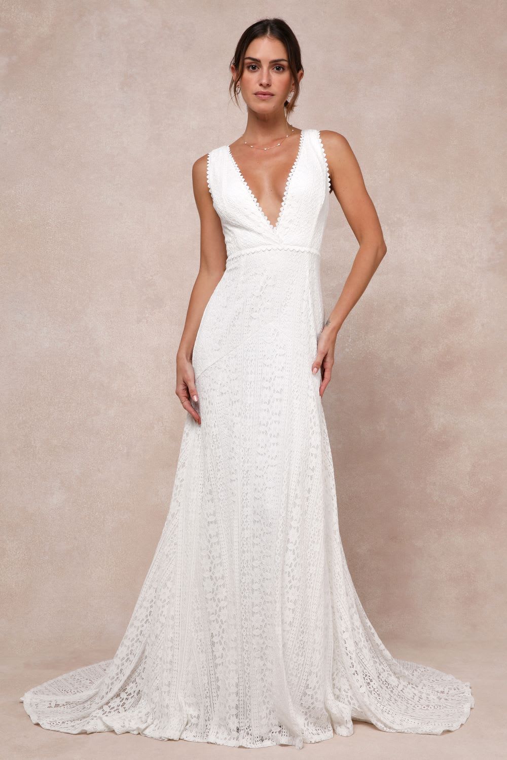 lace backless trumpet wedding dress
