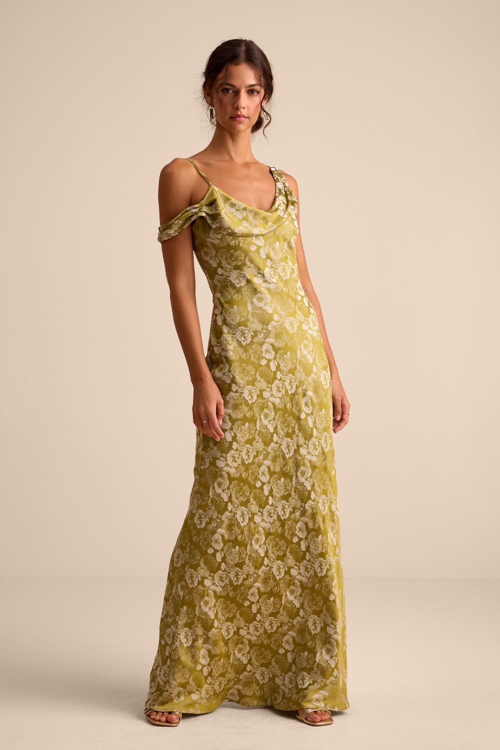 Black Tie Optional Attire Guide: Wedding Guest Dresses & Tips - Lulus.com  Fashion Blog