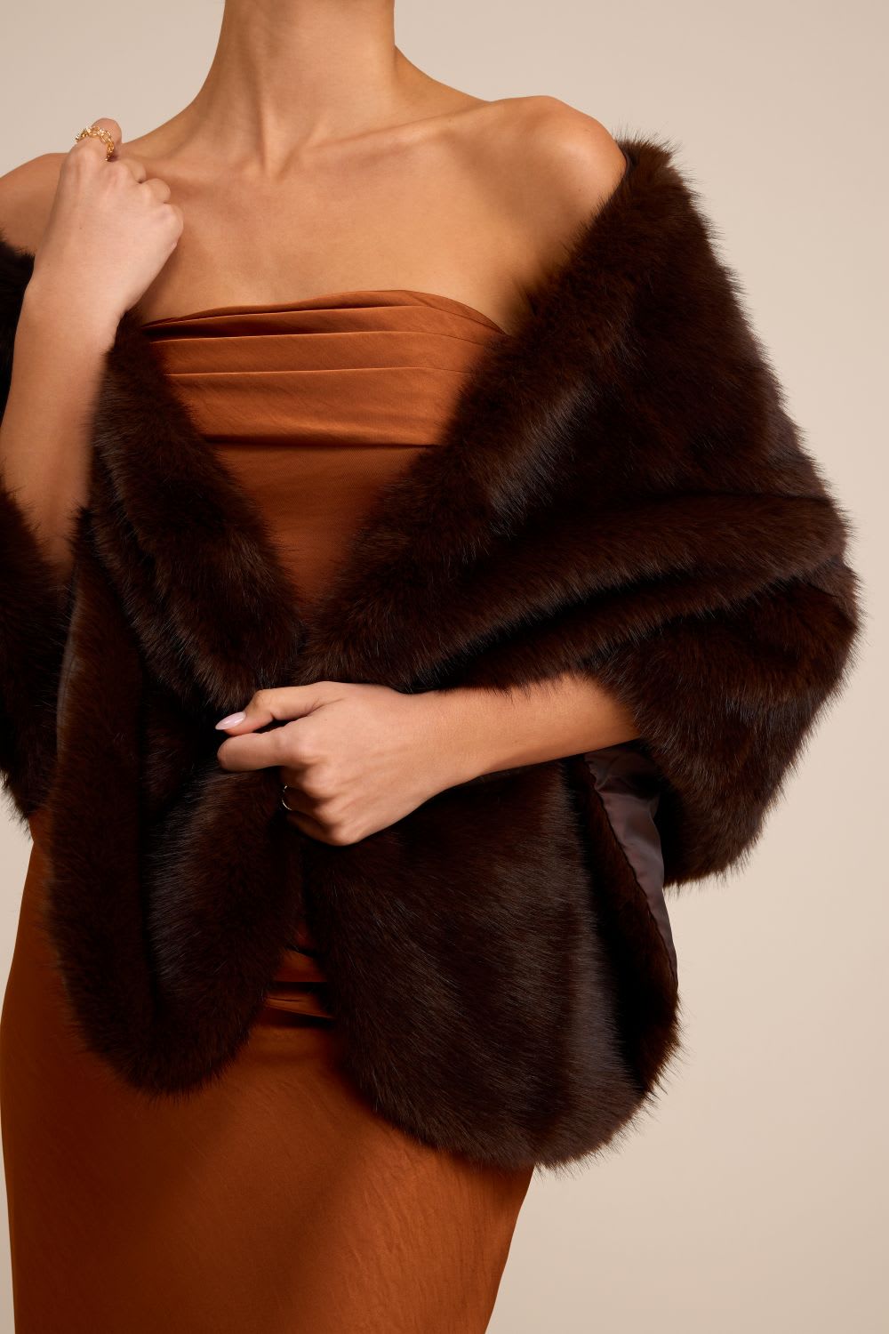 brown faux fur stole