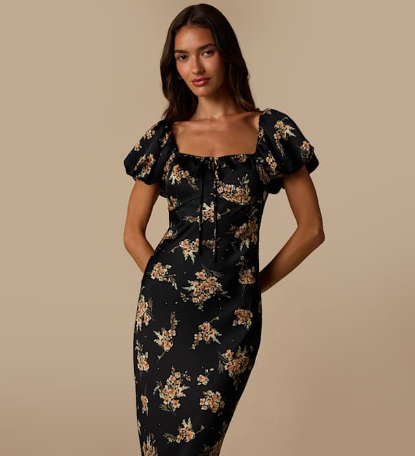 Casual wedding guest outfits