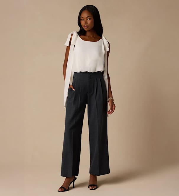 Casual workwear outfits