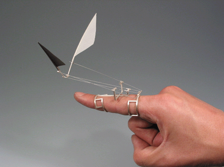 kinetic jewelry by dukno