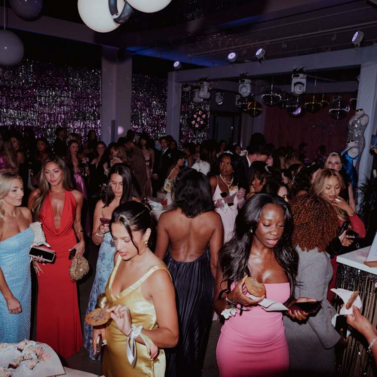 Lulus on Melrose - Prom Event