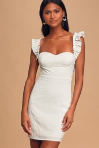  at Lulus.com!