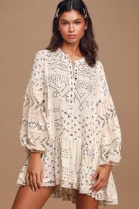  at Lulus.com!