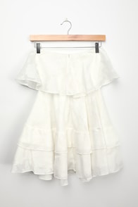  at Lulus.com!