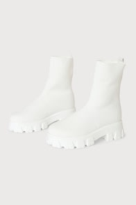  at Lulus.com!