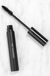 Sigma Monumental Lash Volumizing Black Mascara at Lulus.com!