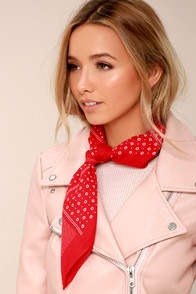 MY GAL RED POLKA DOT BANDANA at Lulus.com!