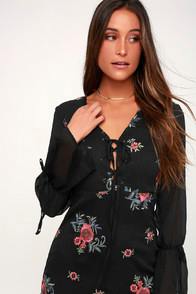 STEM AND SWAY BLACK EMBROIDERED LACE-UP LONG SLEEVE DRESS at Lulus.com!