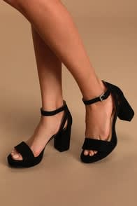  at Lulus.com!