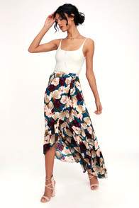 ADRIANA BLUE FLORAL PRINT RUFFLE HIGH-LOW SKIRT at Lulus.com!