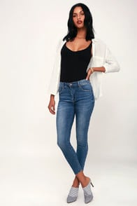  at Lulus.com!