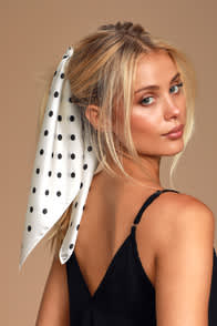  at Lulus.com!