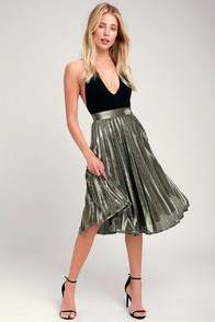  at Lulus.com!