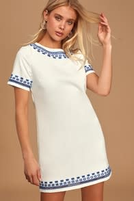  at Lulus.com!