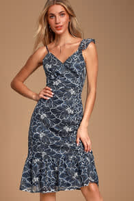  at Lulus.com!