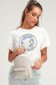  at Lulus.com!