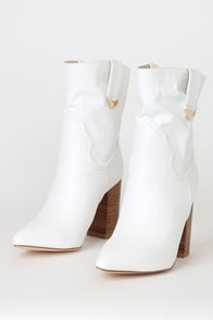  at Lulus.com!