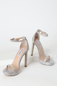  at Lulus.com!