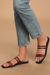  at Lulus.com!