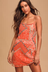  at Lulus.com!