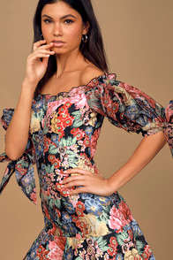  at Lulus.com!