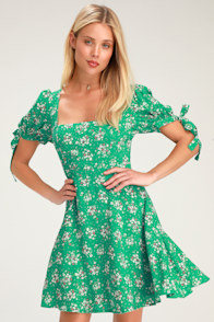 Camellia Curtsies Green Floral Print Skater Dress