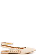 pointed nude flat