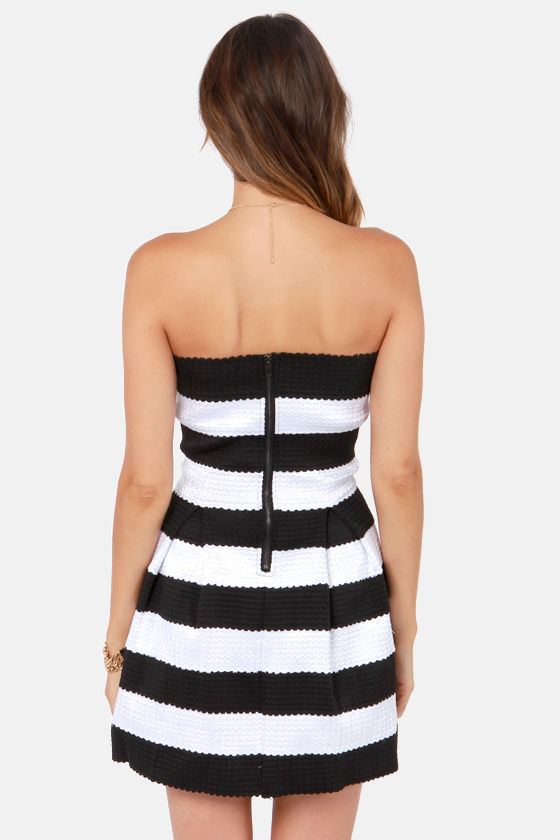 Strapless Black and White Floral Bandage Dress