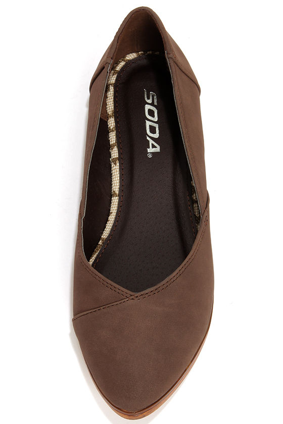 comfortable brown flats