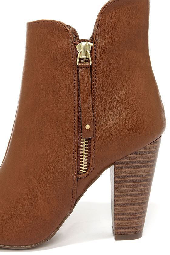tan open toe boots
